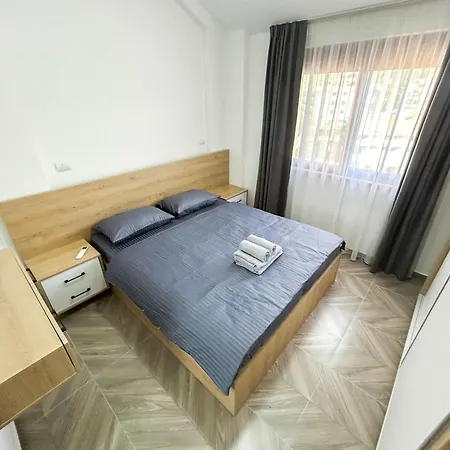 Two-tier 1041 Apartment